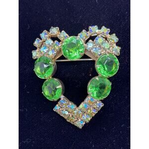 Gorgeous Vintage 40's Heart Shaped Crystal Rhinestone Brooch Excellent Condition